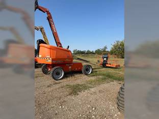 2021 JLG 400S