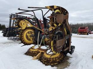 2013 New Holland 750BFI