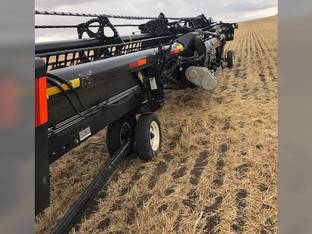 2017 MacDon Industries FD75