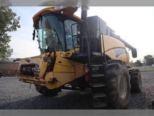 2012 New Holland CR8090