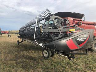 2020 MacDon Industries FD140