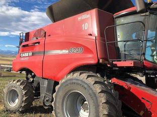 2018 Case IH 8240