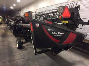 2019 MacDon Industries FD145