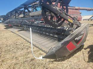 2021 MacDon Industries FD140