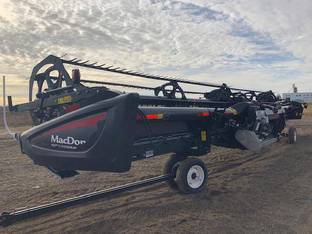 2018 MacDon Industries FD75