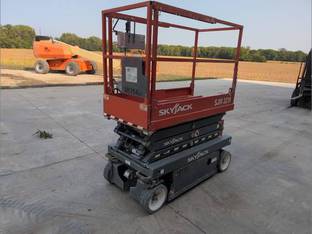 2017 SKYJACK SJIII3219