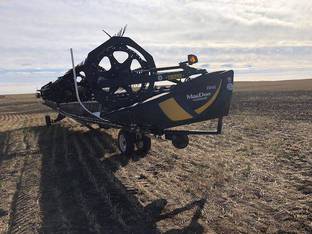 2019 MacDon Industries FD140