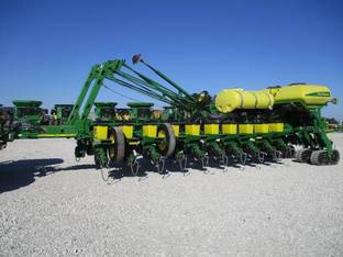 2012 John Deere 1770NT