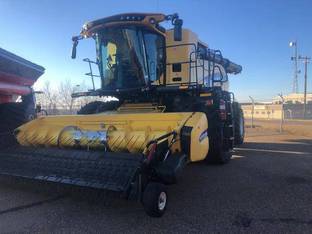 2019 New Holland CR9.90