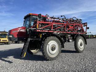 2009 Case IH PATRIOT 3330