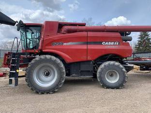 2016 Case IH 8240