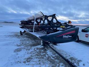 2017 MacDon Industries D65