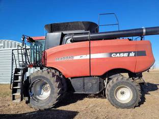 2005 Case IH 8010
