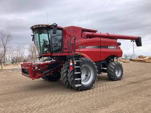 2018 Case IH 8240