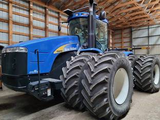 2011 New Holland T9050