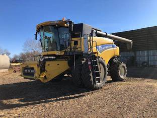 2012 New Holland CR8090