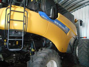 2013 New Holland CR8090