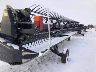 2012 MacDon Industries D50-35