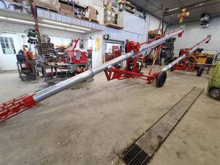 2025 Hutchinson WRX8-31