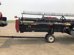 2018 MacDon Industries FD140