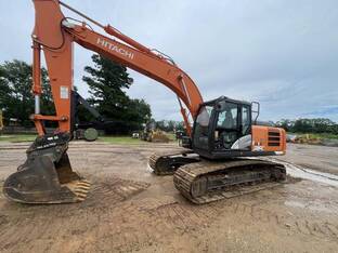 2019 Hitachi ZX210 LC-6N