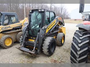 2018 New Holland L228