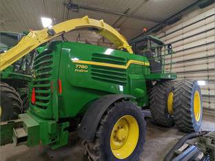 2013 John Deere 7780