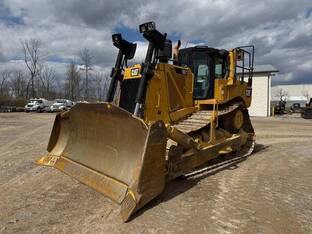2017 Caterpillar D8T