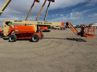 2022 JLG 800AJ