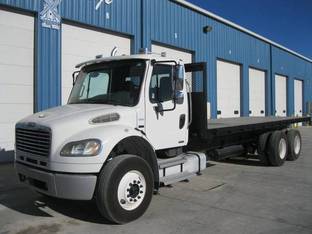 2005 Freightliner BUSINESS CLASS M2 106