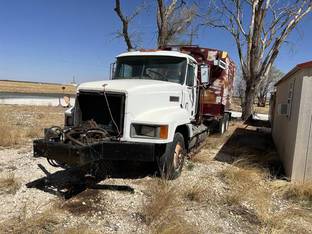 Supreme International 1200T