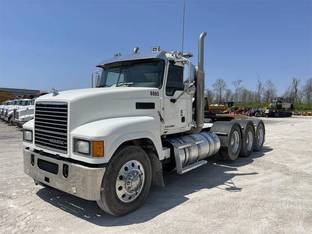 2016 Mack PINNACLE CHU613