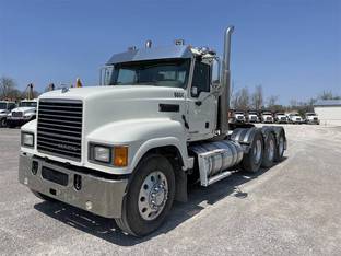 2016 Mack PINNACLE CHU613