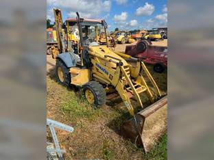 2004 Komatsu WB140-2N