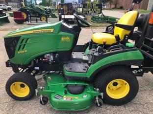 2015 John Deere 1025R
