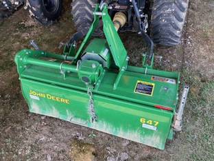 2018 John Deere 647