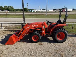 2025 Kubota L3302HST