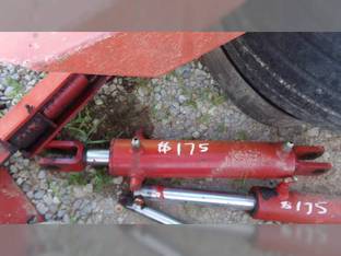 2004 New Holland 1411