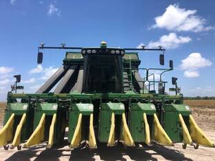 2020 John Deere CP690