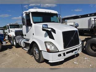 2017 Volvo VNL62T300