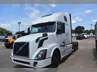 2016 Volvo VNL64T670