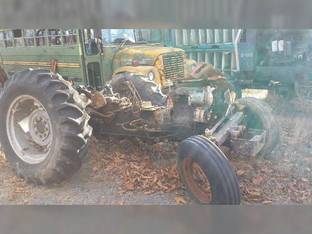 Massey-Ferguson 253