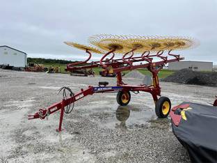 2024 New Holland PC1022