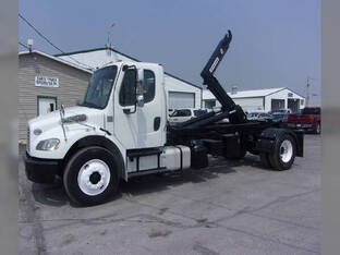 2015 Freightliner BUSINESS CLASS M2 106