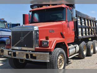 1996 Autocar DC10364B