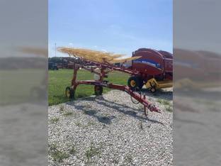 2024 New Holland PC1225