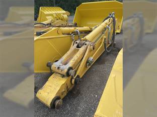 2021 Komatsu PC360LC-11