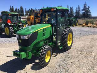 2022 John Deere 5075GV