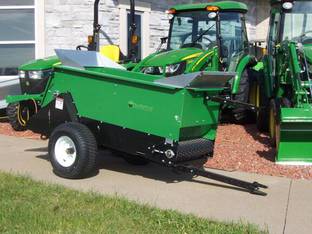 Earth & Turf 220MS Topdresser