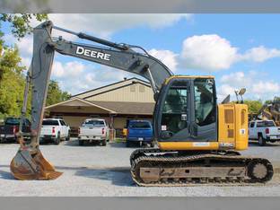 2016 John Deere 135G